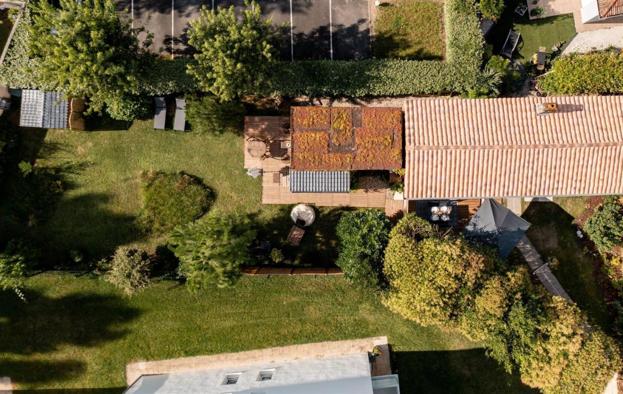 Les Suites D'Alienor-Suite Acanthe Pessac Exteriör bild